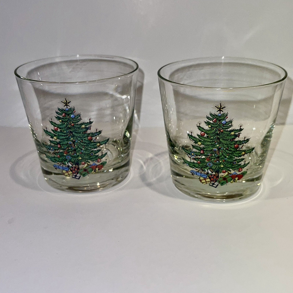 Vintage Christmas Tree Print Low Ball Whiskey Glasses 3.25” EUC FLAWED READ - Picture 2 of 9